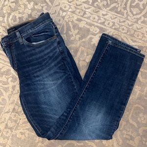 EUC 121 slim straight Lucky Brand